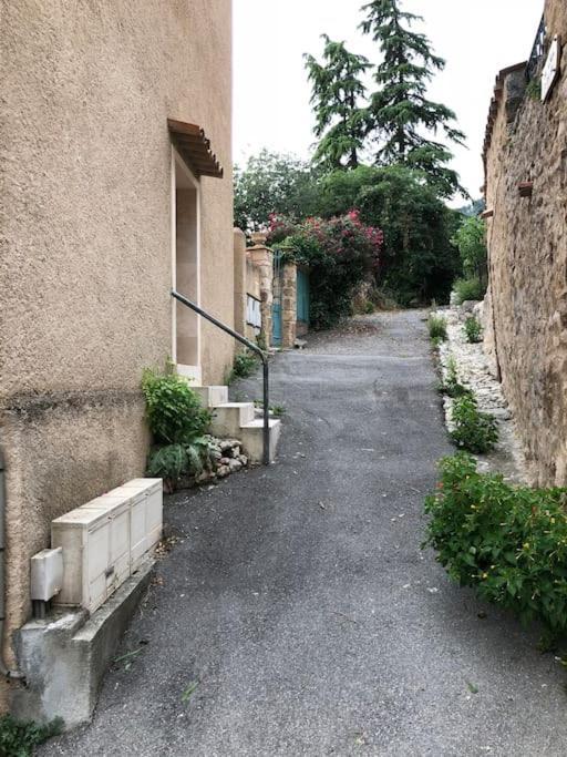 Studio Vue Sur La Roche, Au Calme Moustiers #1 Apartment Екстериор снимка